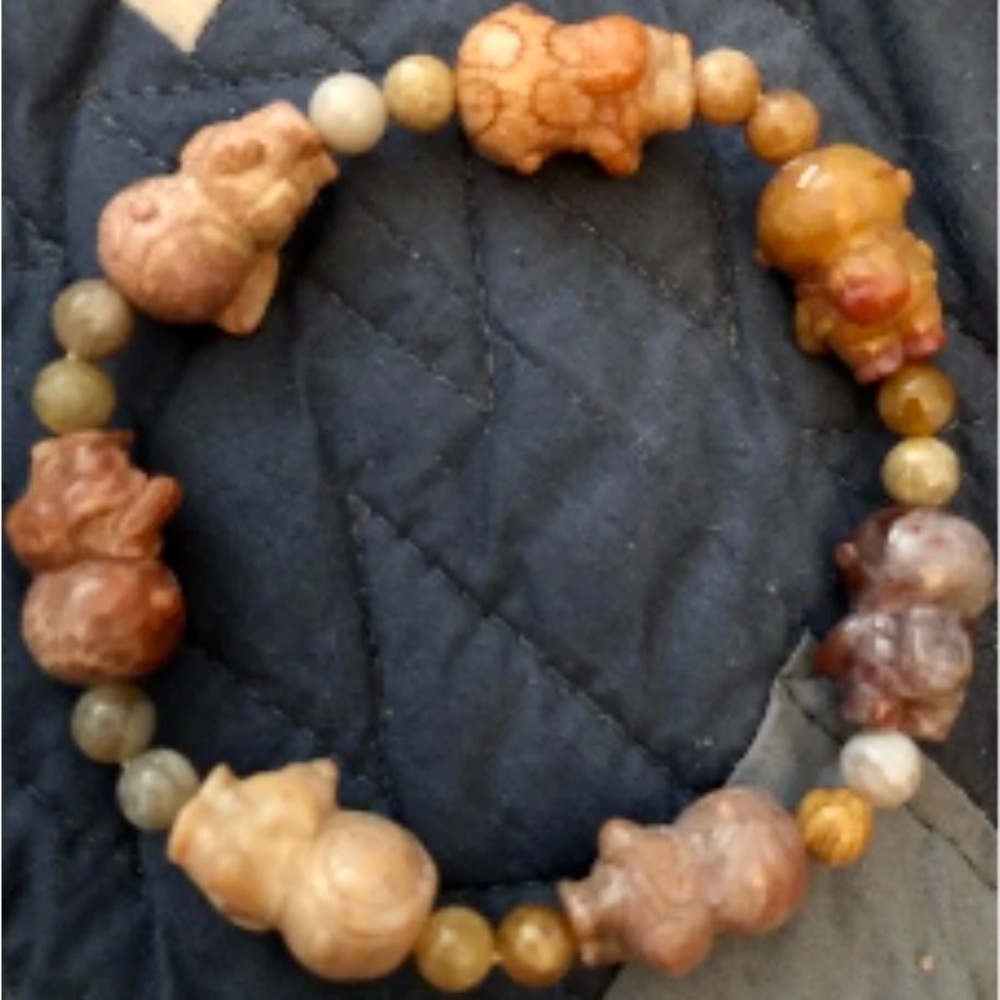 Jade lucky carved bracelet